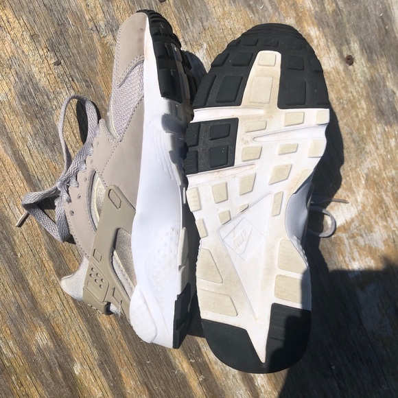 Nike Huaraches Size 4 - Picture 4 of 4